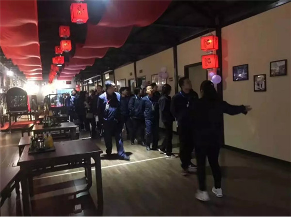 雙十一_酒_任性！全場半價，西安這家店也是拼了！211.jpg